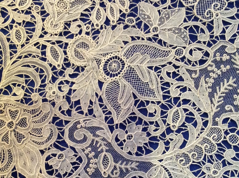 Antique Lace Pattern